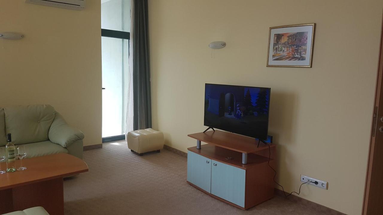 Apartment Golden Sands, Sea View, Beach Front, Private Property Dış mekan fotoğraf